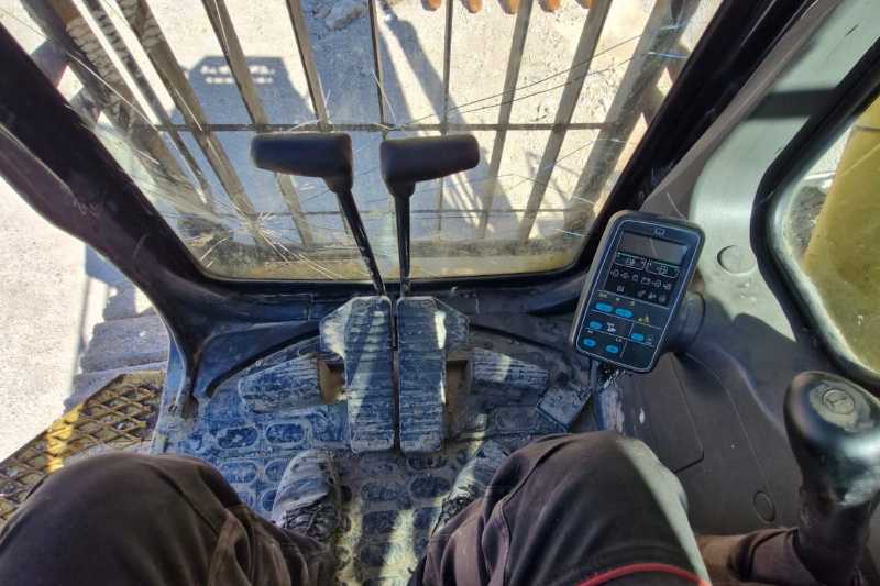 OmecoHub - Immagine KOMATSU PC600-6